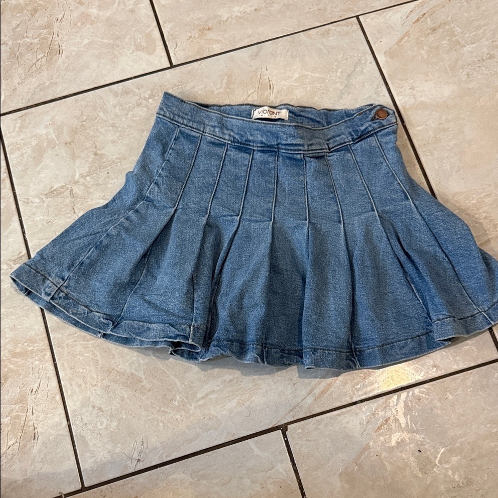 Chic Blue Denim Skater Skirt - Picture 2 of 5